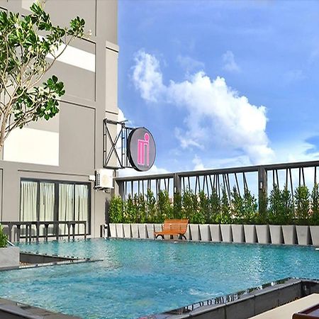 Memo Suite Паттайя Экстерьер фото